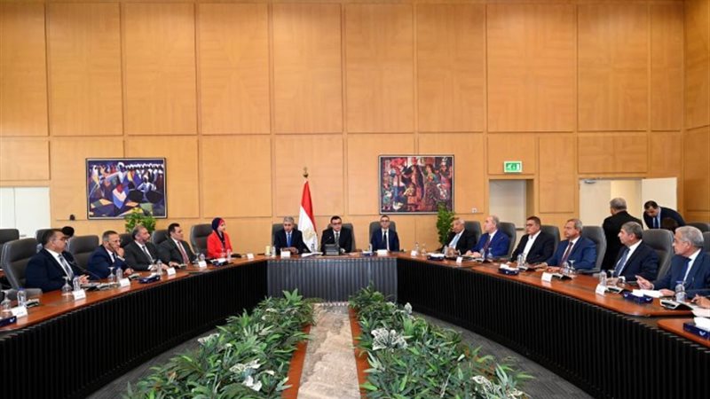 شريف فتحي وزير السياحة والآثار
