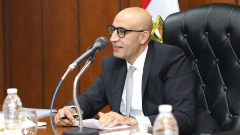 محمد عبد اللطيف وزير التعليم