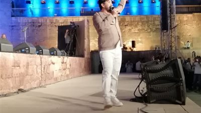 «يا بتا النعناع»، تفاعل كبير من الجماهير على أغاني مصطفى حجاج في القلعة