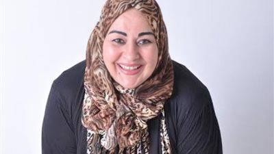 شادية عبد الحميد لـ«الجمهور»: «مقصدتش أي نجمة بموضوع الباروكة»