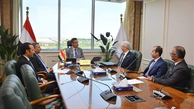 وزير التموين يبحث سبل إدراج الذهب بالبورصة السلعية في مصر