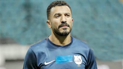 حسام عرفات نجم الزمالك السابق يبتلع لسانه في مباراة ودية (تفاصيل)