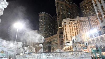 بتنقية 100% والأكبر عالميا، تعرف على منظومة تبريد المسجد الحرام