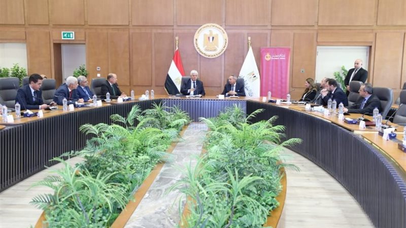 خلال اللقاء