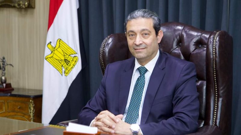 الدكتور أيمن الشهابى محافظ دمياط