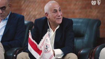 بقيادة حسين لبيب، مجلس الزمالك يزور معسكر الفريق في برج العرب