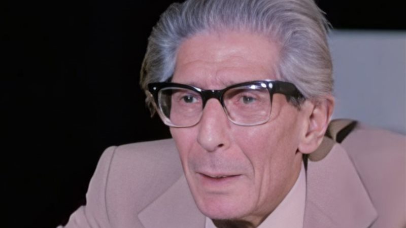 الفنان الراحل حافظ أمين