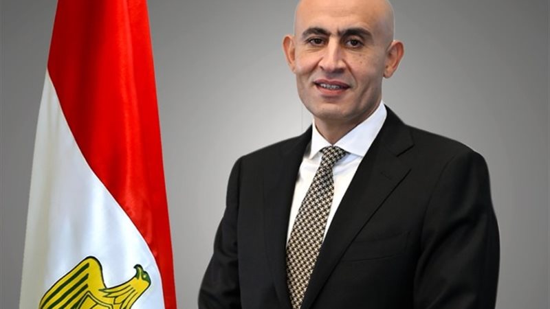 محمد عبد اللطيف وزير التعليم