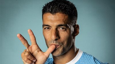 ماذا قدم لويس سواريز لكرة القدم قبل الاعتزال الدولي مع أوروجواي؟