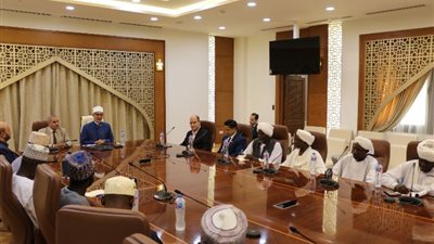 وفد لعلماء السودان ونيجيريا والنيجر وماليزيا يلتقون مفتي الجمهورية