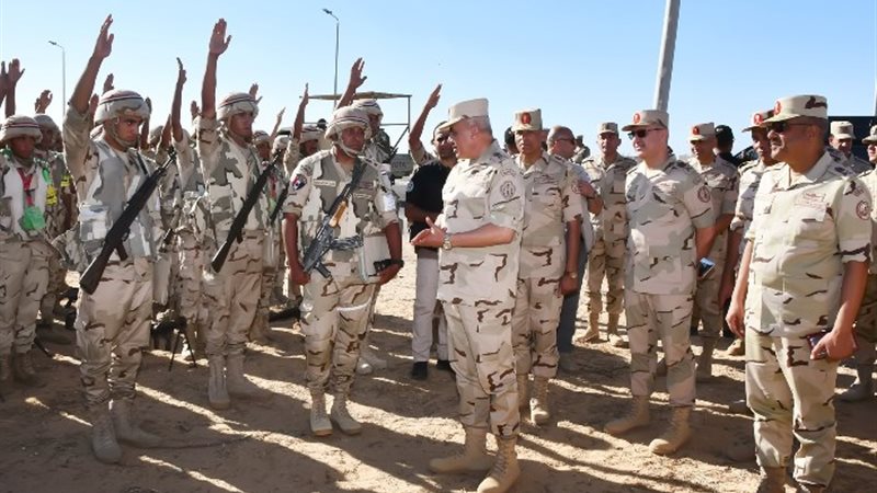 الفريق أحمد خليفة رئيس أركان حرب القوات المسلحة