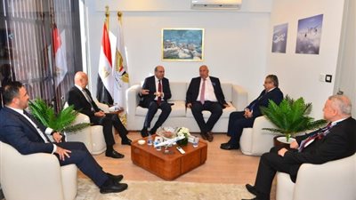 وزير الطيران يلتقي رئيس الهيئة العامة للطيران المدني بالسعودية