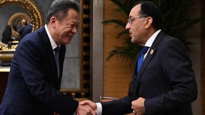 رئيس الوزراء يغادر مطار بكين الدولي عائدا إلى القاهرة
