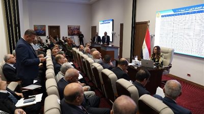 وزيرة التنمية المحلية لسكرتيري المحافظات: شاركوا الناس مشاكلهم واهتموا بخدماتهم