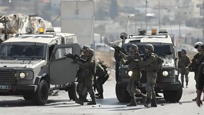 إصابة شابين برصاص الاحتلال بدعوى محاولتهما تنفيذ عملية دهس جنوب الخليل (فيديو)