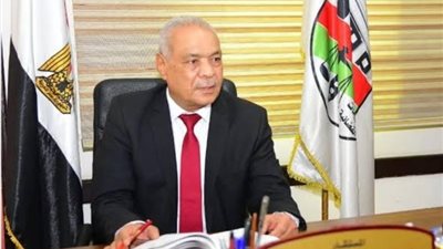 رئيس هيئة النيابة الإدارية يهنئ المستشار عبد الرزاق شعيب بمنصبه الجديد