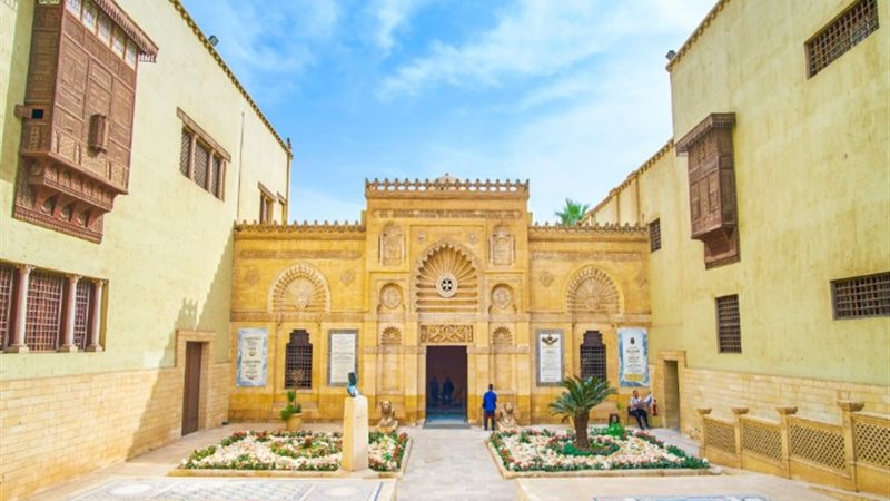 المتحف القبطي بمصر القديمة