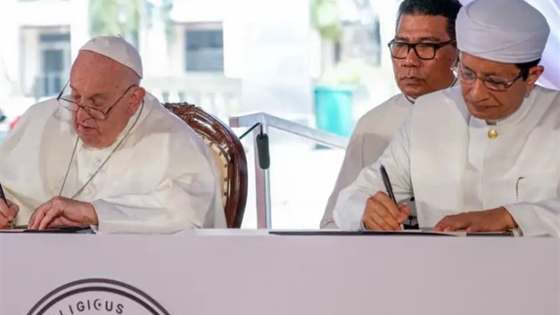 بابا الفاتيكان، إمام جاكرتا الأكبر