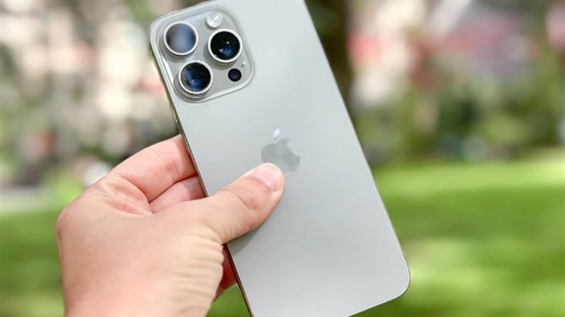 هاتف ايفون 16 برو