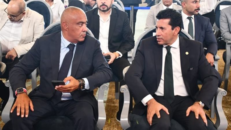 أشرف صبحي