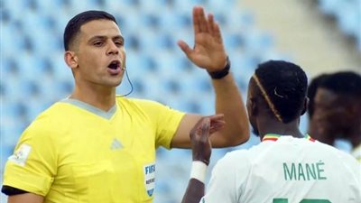 هل خالف محمد معروف القانون بسبب ساديو ماني في مباراة السنغال وبوروندي؟