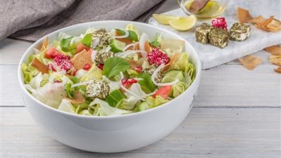 وصفة تنعش بداية يومك، طريقة عمل سلطة لذيذة مع الفطار