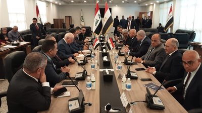العراق يدعو مصر للمشاركة في مؤتمر الفرص الاستثمارية ببغداد