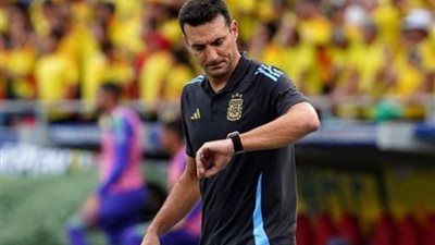 بعد الهزيمة أمام كولومبيا، رقم مميز لـ سكالوني في 77 مباراة مع الأرجنتين