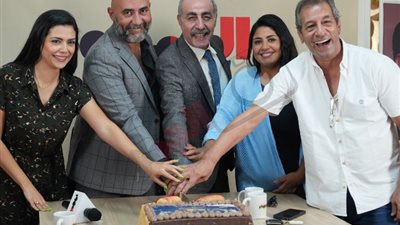 المنتج إيهاب منير يكشف لـ«الجمهور» قصة تغير اسم المسلسل من السراب إلى عمر أفندي
