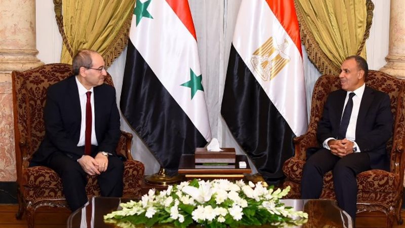 وزير الخارجية ونظيره السوري