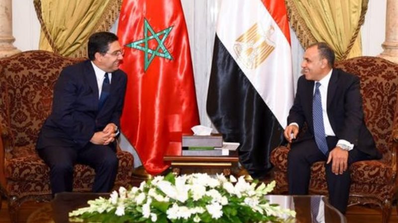وزير الخارجية مع نظيره المغربي