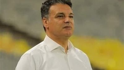 طاهر أبو زيد وأحمد الشيخ أبرز الحاضرين لجنازة إيهاب جلال في التجمع الخامس