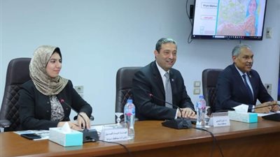 في 28 قرية، محافظ دمياط يوجه بسرعة الانتهاء من تنفيذ مشروعات «حياة كريمة»