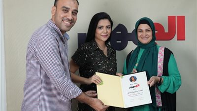 عقب نجاحها في عمر أفندي موقع «الجمهور« يُكرم مارتينا عادل