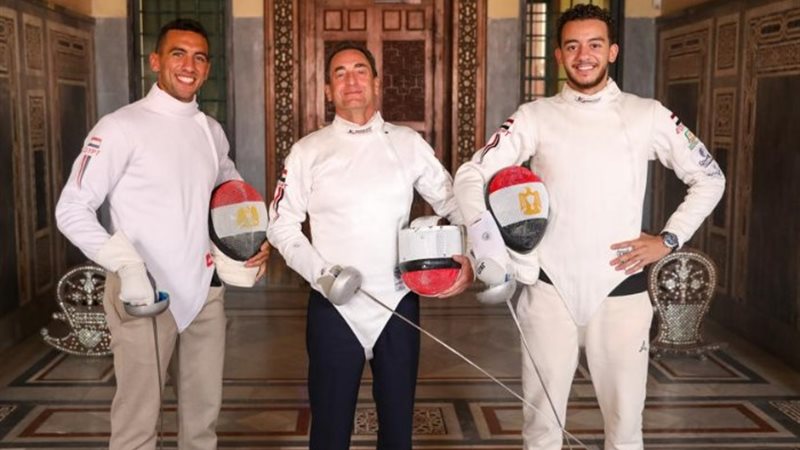 السفير الفرنسي مع أبطال أولمبياد باريس