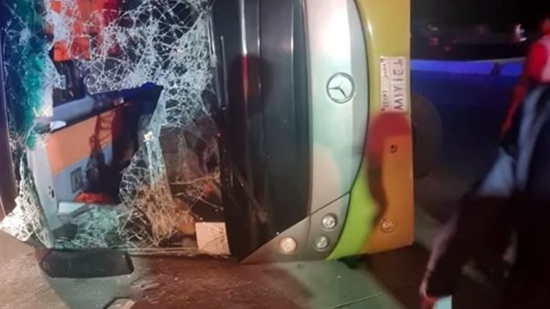 انقلاب أتوبيس بطريق السويس