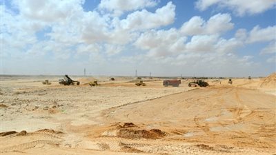 وزير الإسكان يتفقد إنشاء مجتمع سكني على 1230 فدانًا بغرب الضبعة