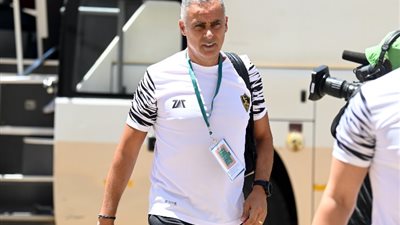 جوزيه جوميز يتابع لقاء جورماهيا والأهلي قبل السوبر الإفريقي المرتقب