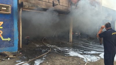 السيطرة على حريق مركز صيانة سيارات في الحرفيين