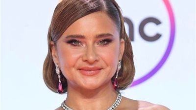 «أناناسة»، نيللي كريم تتعاقد على فيلم جديد من بطولتها