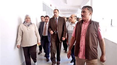 محافظ سوهاج يتفقد مؤسسة البنين لرعاية الأيتام بحي الكوثر
