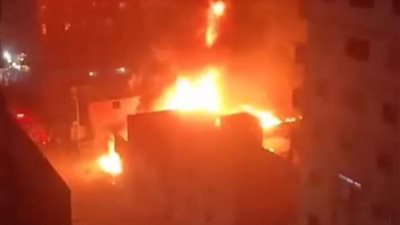 حريق هائل يلتهم مصنع أقطان في المنطقة الصناعية بالغربية