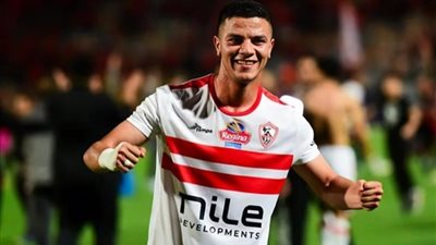 بعد تعافيه من الإصابة، محمد شحاتة ينتظم في تدريبات الزمالك الجماعية