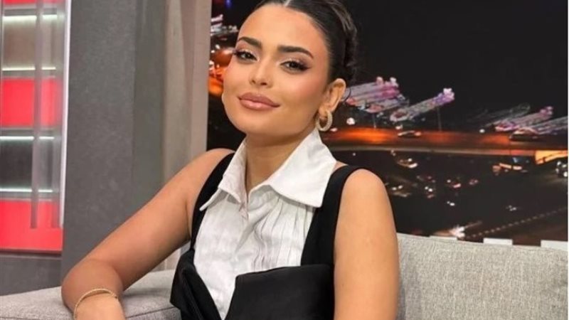 أسماء جلال