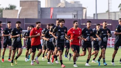 الأهلي ينهي تدريباته الجماعية استعدادا لمواجهة جورماهيا الكيني
