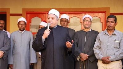 رئيس قطاع المعاهد الأزهرية يستهل العام الدراسي الجديد بزيارة تفقدية للأقصر