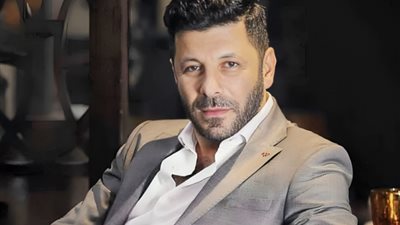بخاف على صحتي النفسية، إياد نصار يكشف طريقة تعامله مع التعليقات السلبية