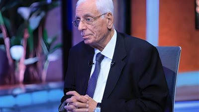 حسام موافى للستات: «لو جوزك ضربك طلقيه والدروس الخصوصية عار علينا»