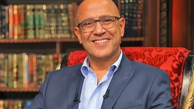 أصوله مصرية بنسبة 98%، الفنان أشرف عبد الباقي يجري تحليل DNA