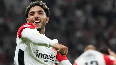 شاهد هدف عمر مرموش في مرمى بوروسيا مونشنجلادباخ بالدوري الألماني